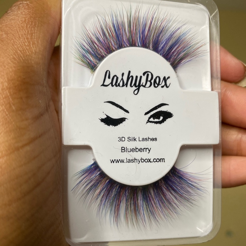Eyelashes